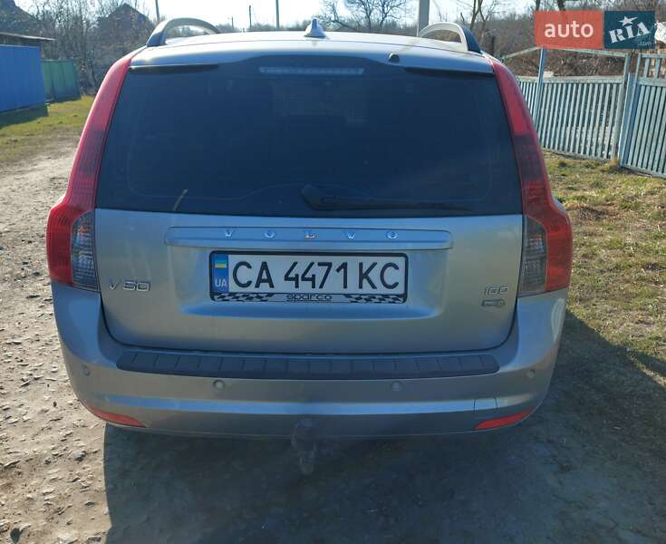 Універсал Volvo V50 2009 в Миронівці
