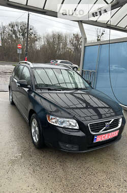 Універсал Volvo V50 2010 в Львові