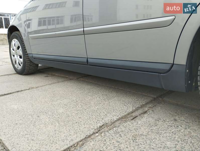 Універсал Volvo V50 2007 в Конотопі