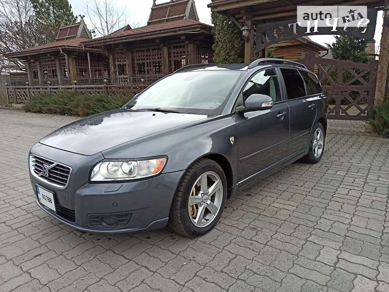 Универсал Volvo V50 2010 в Хмельницком фото Универсал Volvo V50 2010 в Хмельницком