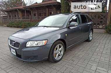 Універсал Volvo V50 2010 в  Універсал Volvo V50 2010 в