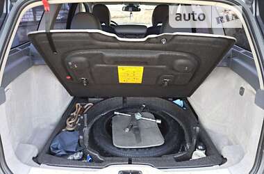 Універсал Volvo V50 2010 в  фото 49 Універсал Volvo V50 2010 в