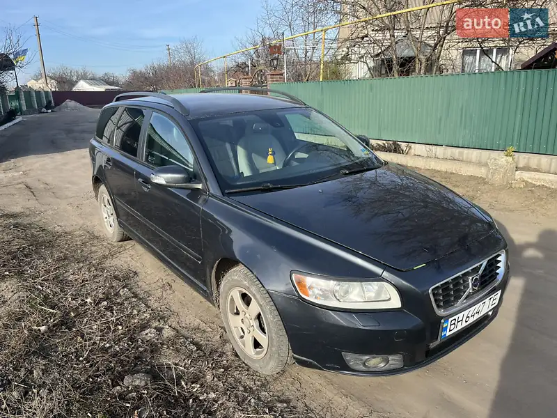 Volvo V50
