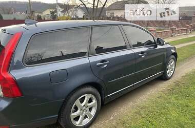 Универсал Volvo V50 2010 в Долине