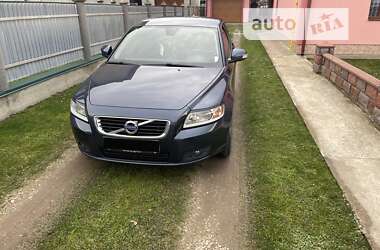 Volvo V50 2010