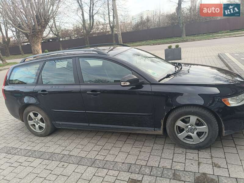 Універсал Volvo V50 2009 в Воловцю