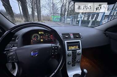 Универсал Volvo V50 2011 в Черняхове