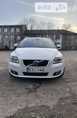 Универсал Volvo V50 2011 в Черняхове