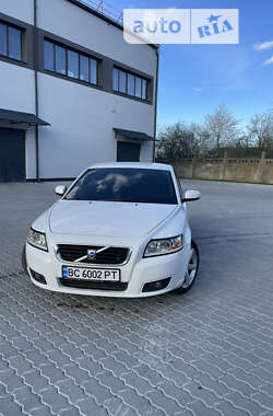 Volvo V50 2009