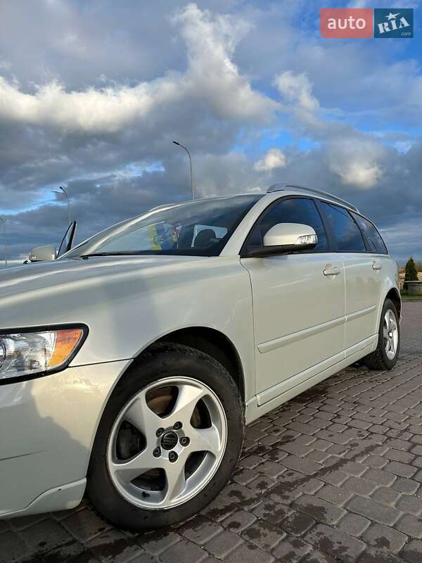 Універсал Volvo V50 2011 в Городку