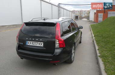 Универсал Volvo V50 2011 в Киеве