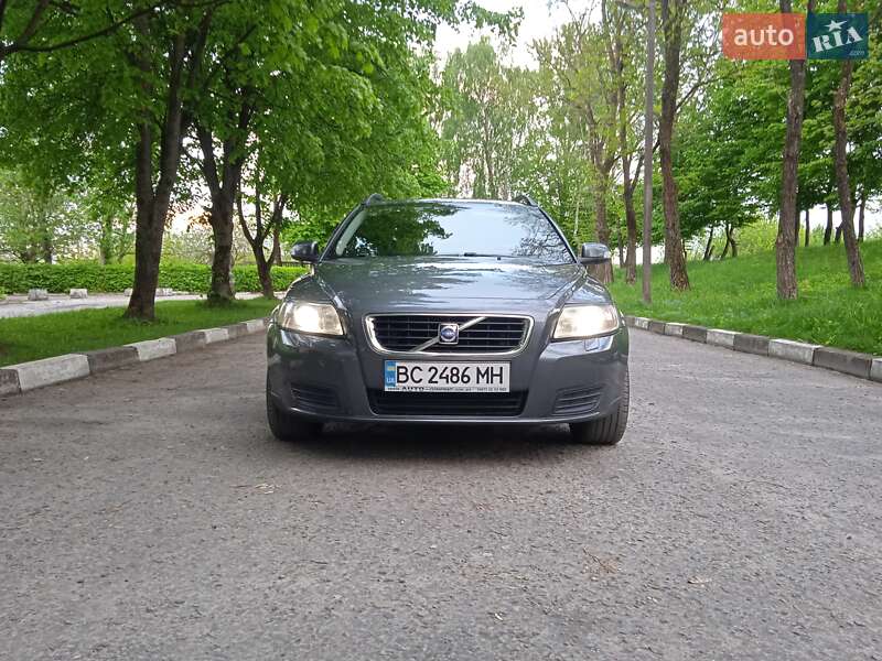 Універсал Volvo V50 2008 в Миколаєві