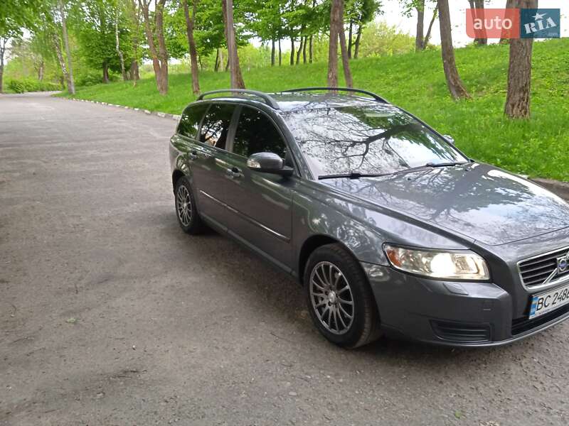 Універсал Volvo V50 2008 в Миколаєві