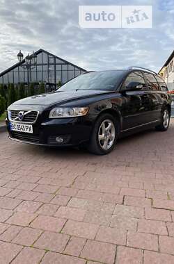 Volvo V50 2011