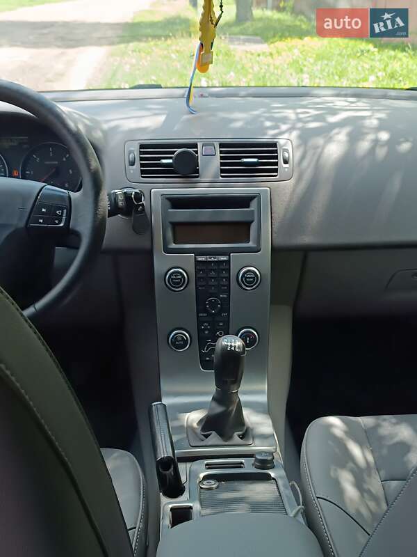 Универсал Volvo V50 2009 в Мене