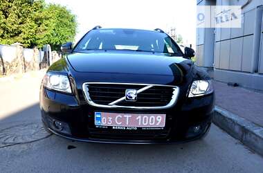 Универсал Volvo V50 2011 в Львове