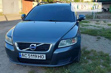 Универсал Volvo V50 2010 в Вараше