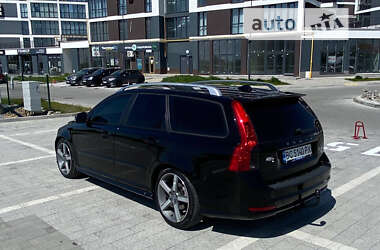 Универсал Volvo V50 2011 в Львове