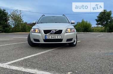 Універсал Volvo V50 2010 в Чернівцях