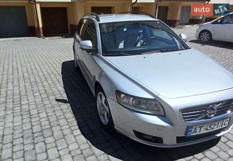 Універсал Volvo V50 2011 в Івано-Франківську