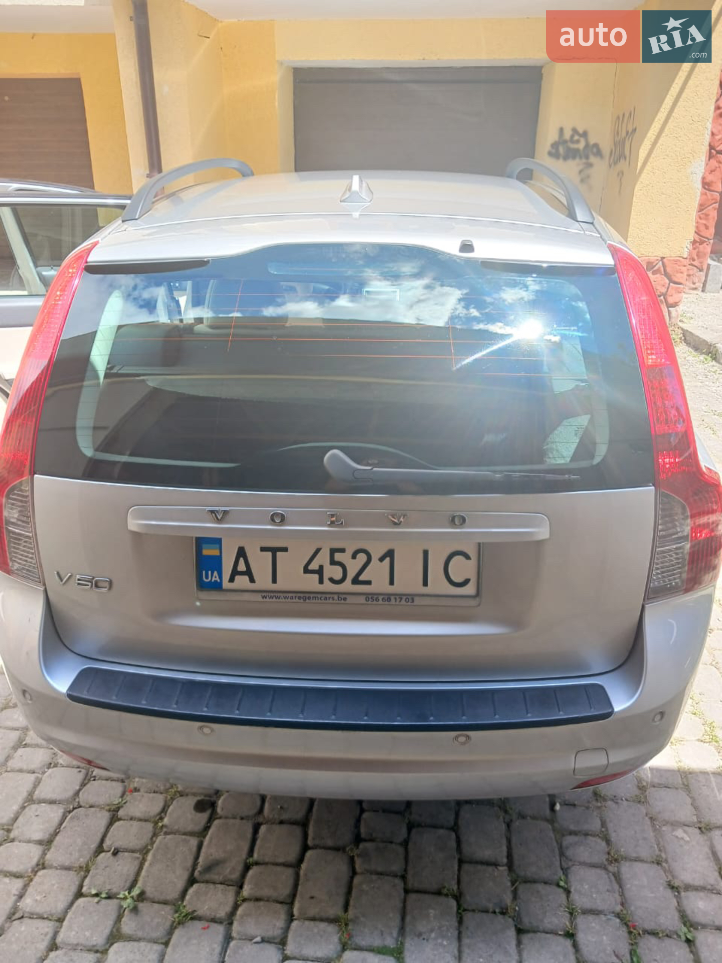 2011 Volvo V50 - мініатюра 8
