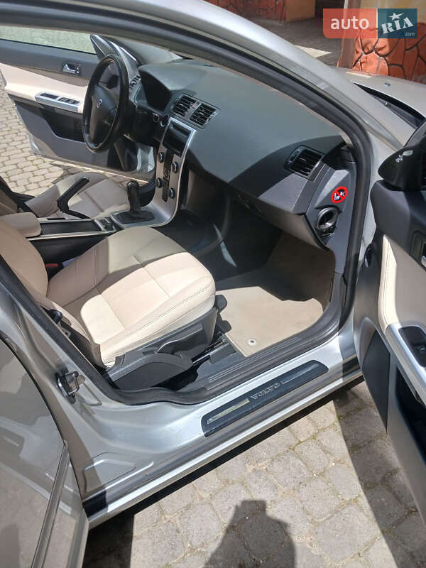 Універсал Volvo V50 2011 в Івано-Франківську