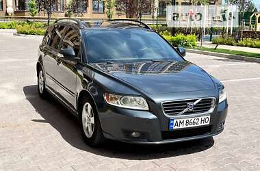 Універсал Volvo V50 2010 в Житомирі