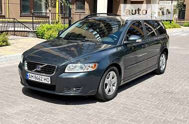 Універсал Volvo V50 2010 в Житомирі