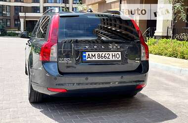 Універсал Volvo V50 2010 в Житомирі