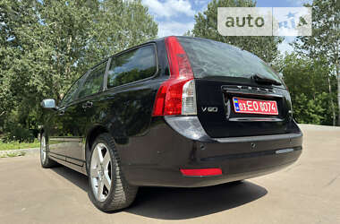 Універсал Volvo V50 2012 в Сумах