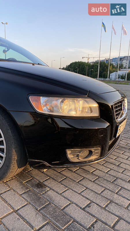 Универсал Volvo V50 2010 в Львове