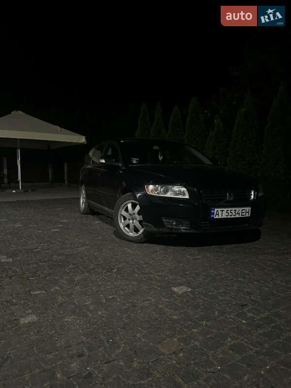 Volvo V50 2009