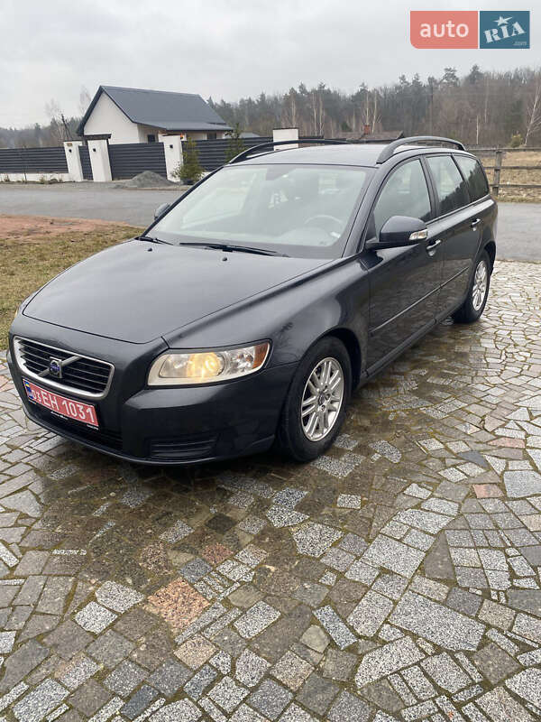 Volvo V50 2010