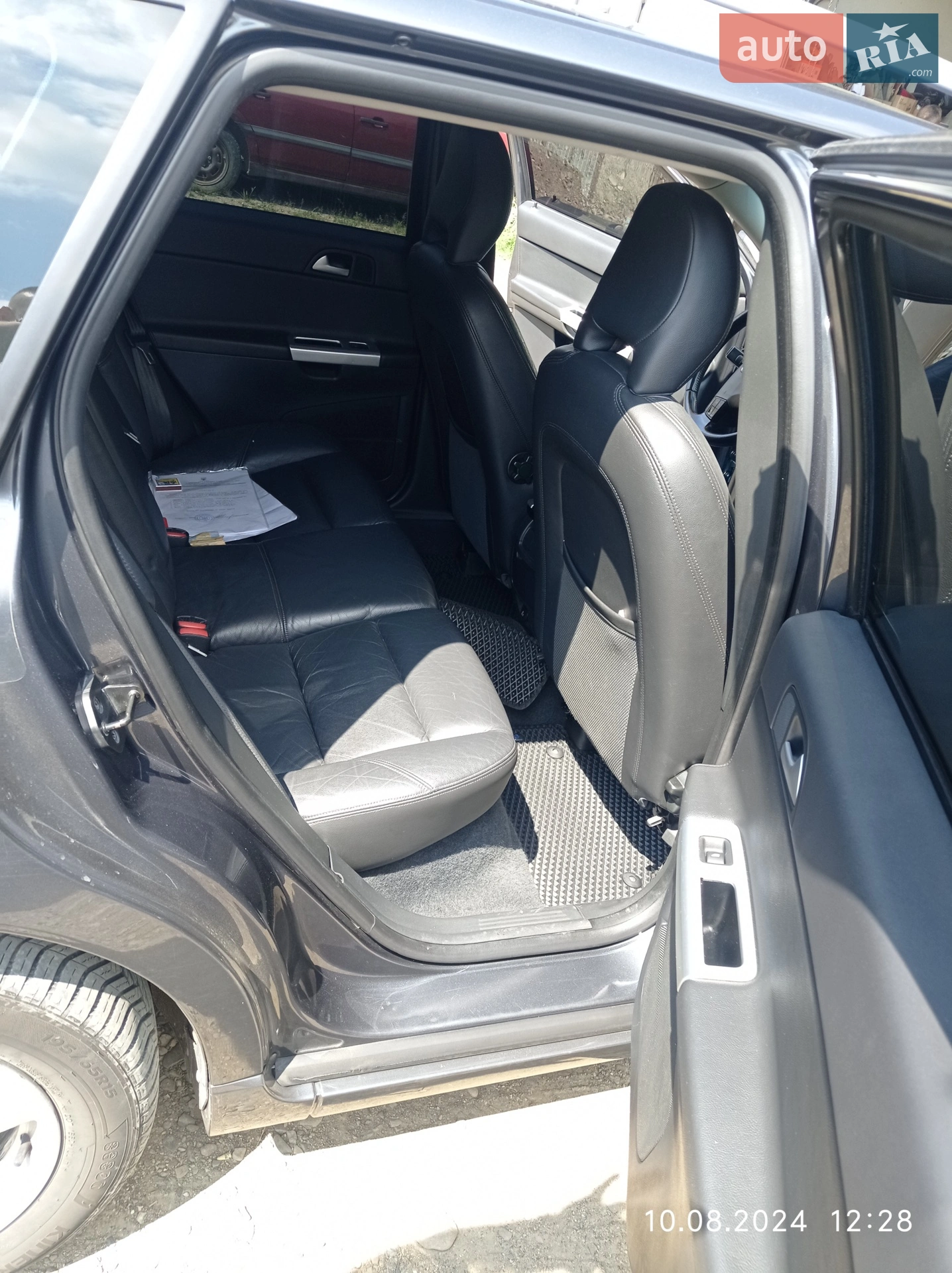 2011 Volvo V50 - мініатюра 4