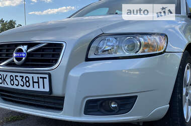 Універсал Volvo V50 2010 в Дубні