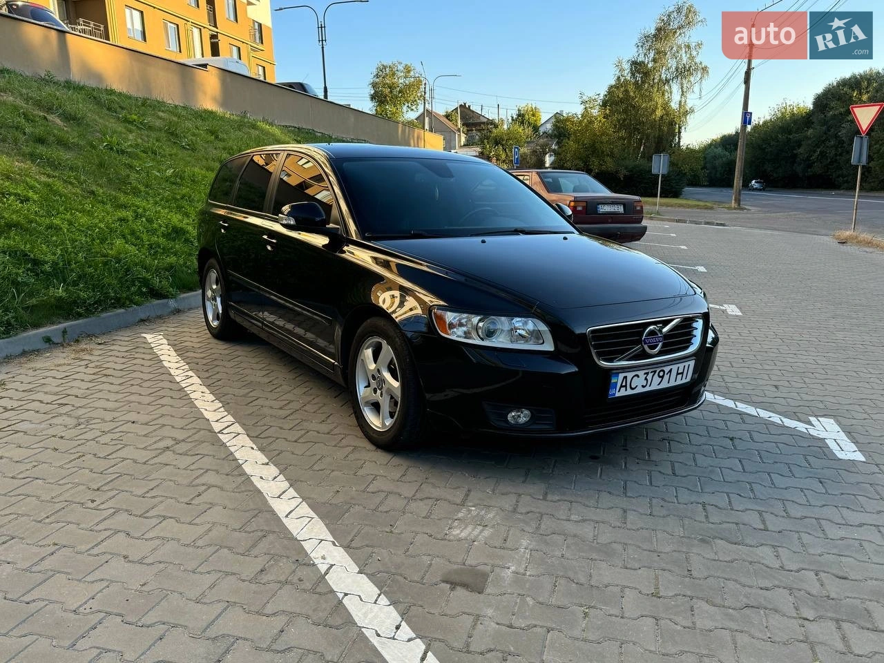 2011 Volvo V50 - мініатюра 13