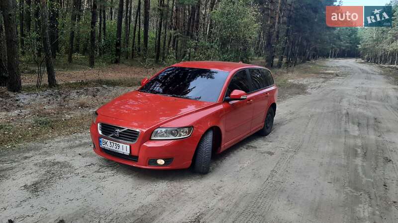 Универсал Volvo V50 2012 в Березному