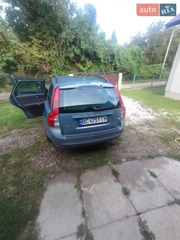 Volvo V50 2010 VIN YV1MW76F2B2594771 фото оголошення 2 з 58