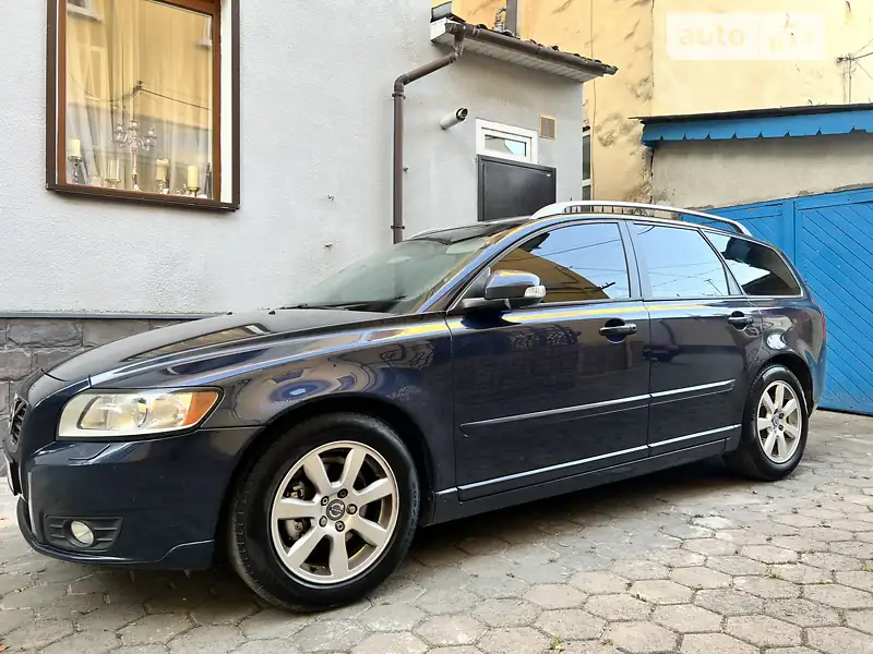 Универсал Volvo V50 2011 в 