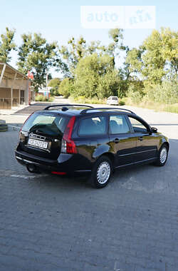 Универсал Volvo V50 2008 в Черновцах