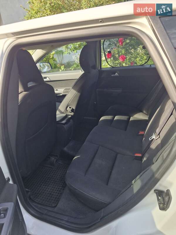 Универсал Volvo V50 2010 в Тернополе