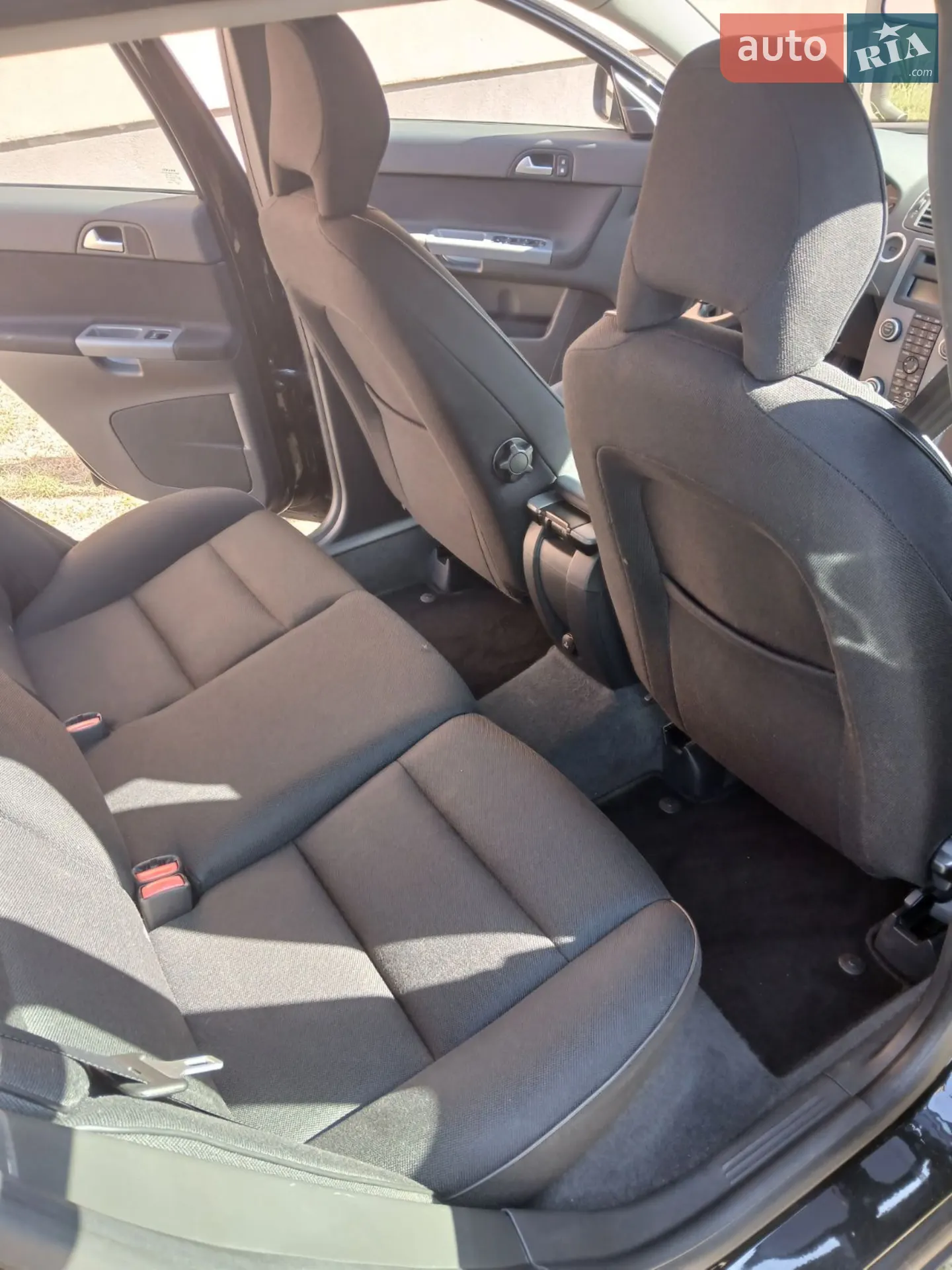 2010 Volvo V50 - фото 1