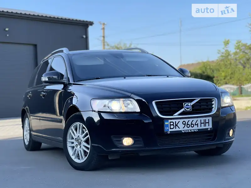Volvo V50