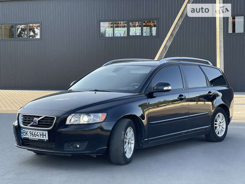 Универсал Volvo V50 2009 в Млинове