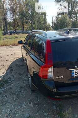 Универсал Volvo V50 2012 в Первомайске