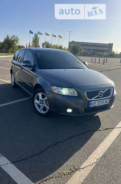 Volvo V50 2010