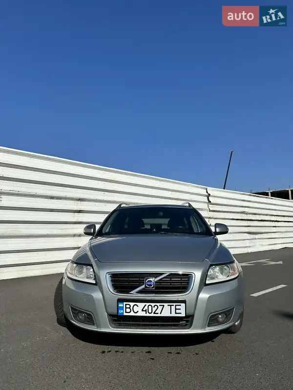 Volvo V50 2010 VIN YV1MW76F2A2547451 фото оголошення 3 з 44