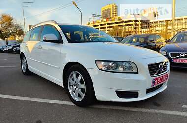 Универсал Volvo V50 2011 в Киеве