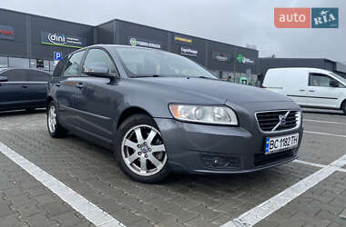 Volvo V50 2009