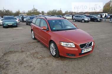 Універсал Volvo V50 2010 в Костопілі